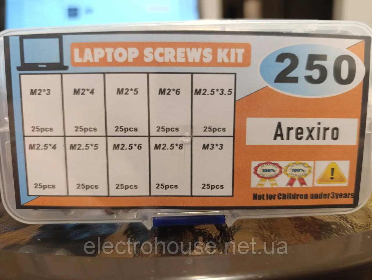 Набір 250 шт. Комплект металічних чорних та білих болтів